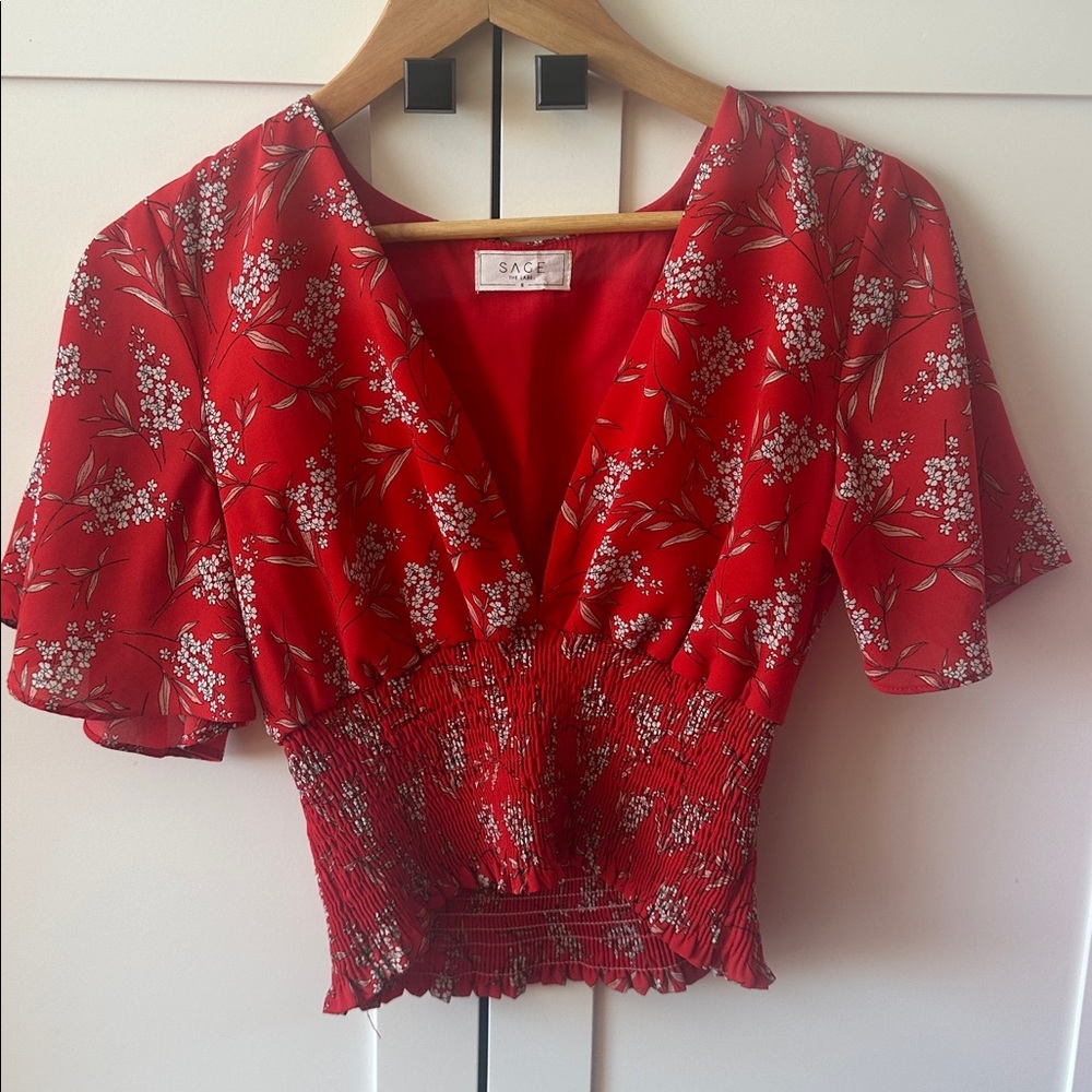 Sage Red Floral Smocked V-Neck Crop Top